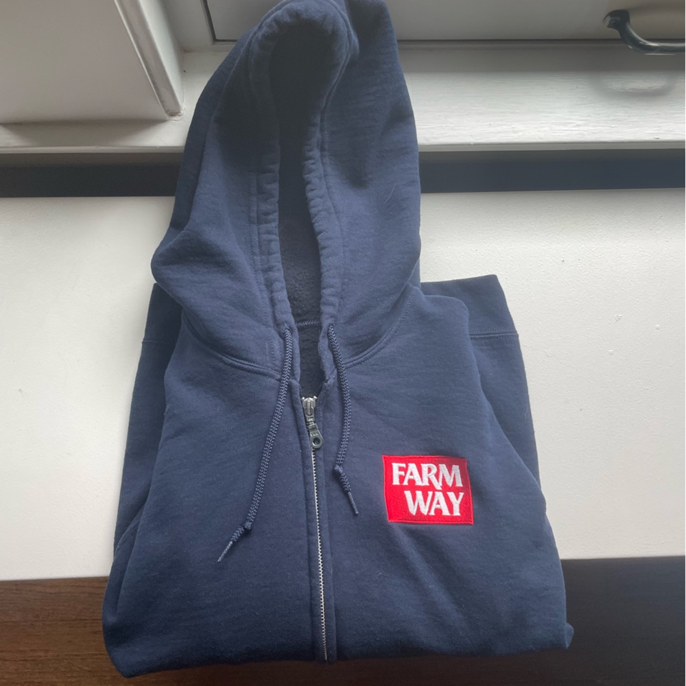 Navy Blue farm way sweater size small